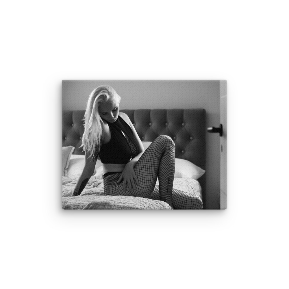 Kristyna Thin canvas - Image 7