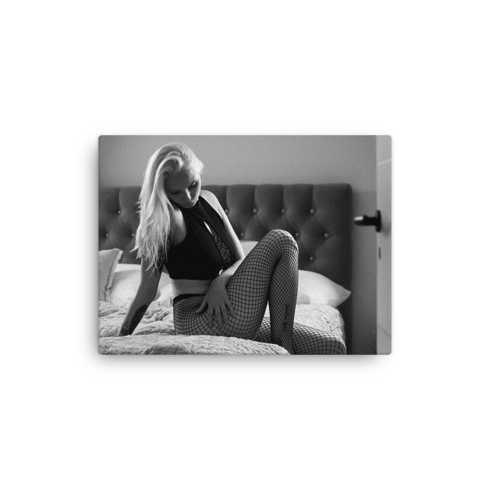 Kristyna Thin canvas - Image 2